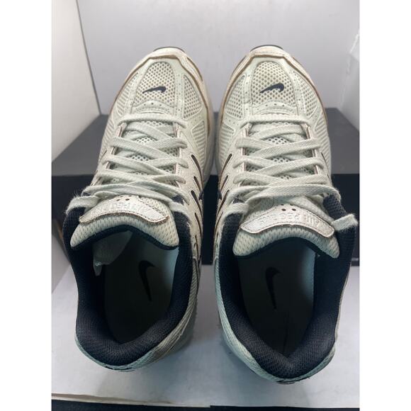 Air Pegasus 2K5 Sneaker (Men)
Nike Size US 8.5 main image 9